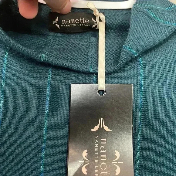 ❤️CLEARANCE❤️ [6]Nanette  Lepore Green Turtleneck Merino Wool Blend Sweater - Picture 2 of 8